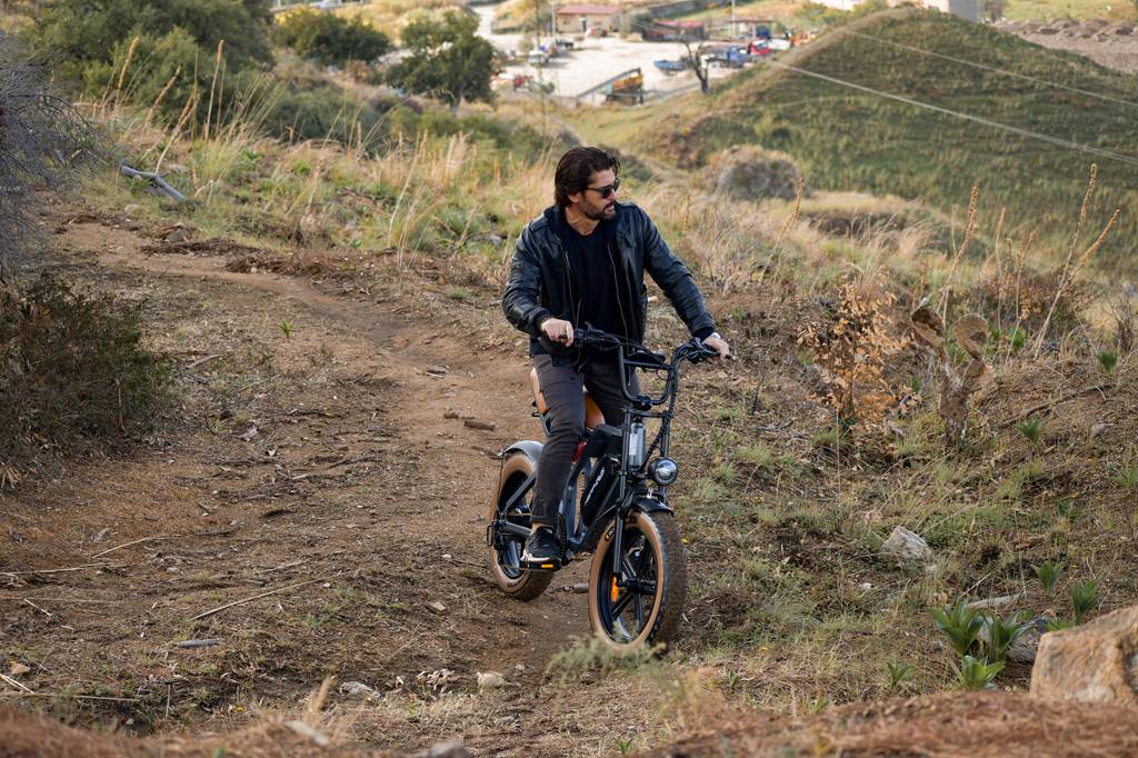 HappyRun Trekking E-Bike Kaufen Pedelec Elektrofahrrädern Tank G60