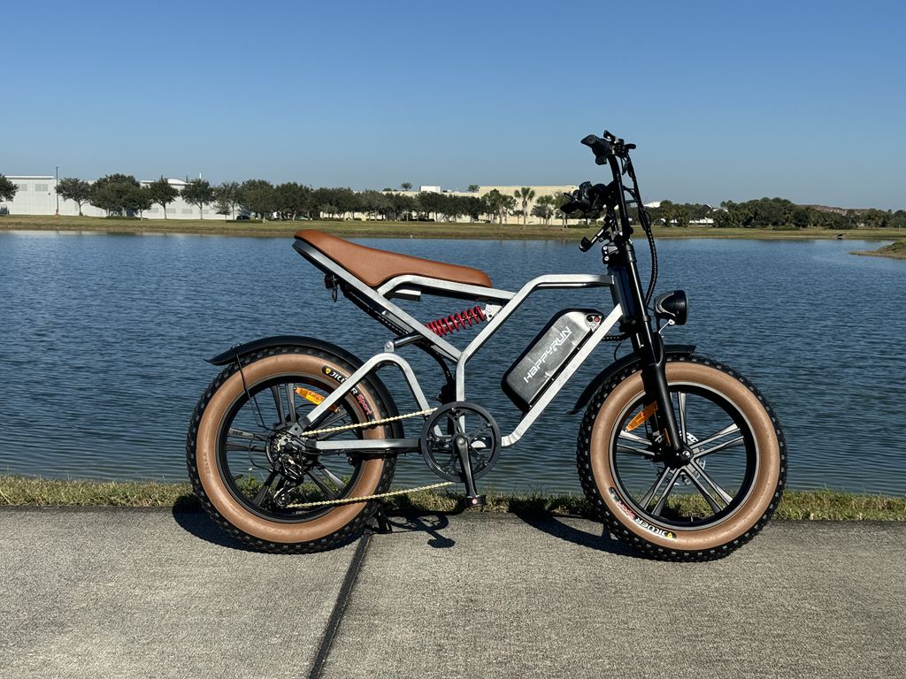 HappyRun Trekking E-Bike Kaufen Pedelec Elektrofahrrädern Tank G60
